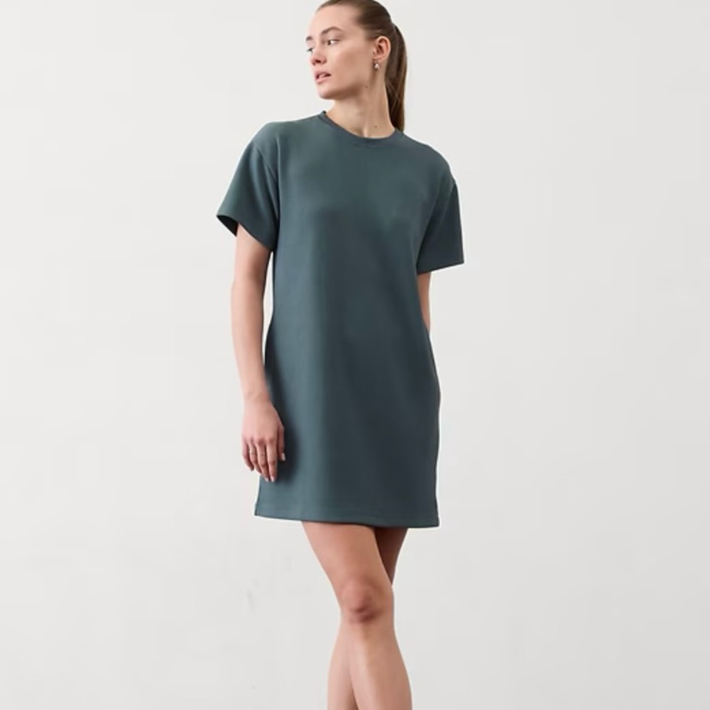 Athleta Seasoft Dress